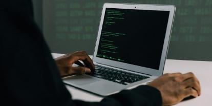 Discover the Dangers of Computer Viruses: Protect Yourself Now